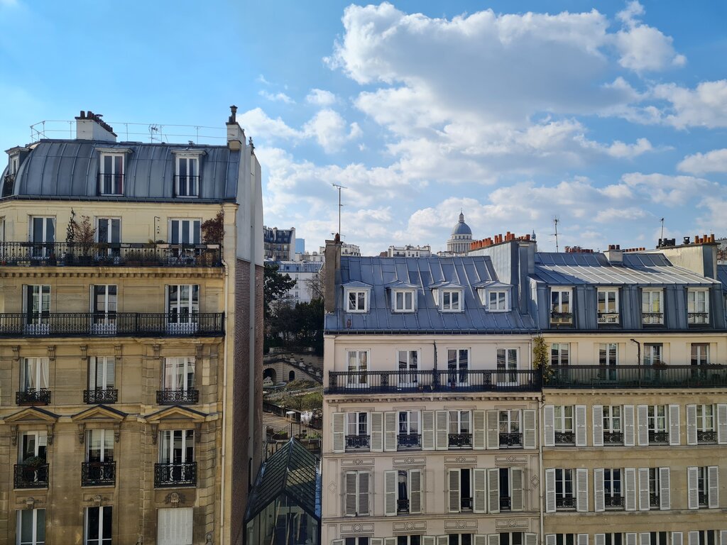 La vue sur le Panthéon est extraordinaire