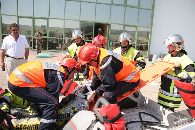 Exercice de relevage par les Sapeurs-Pompiers.